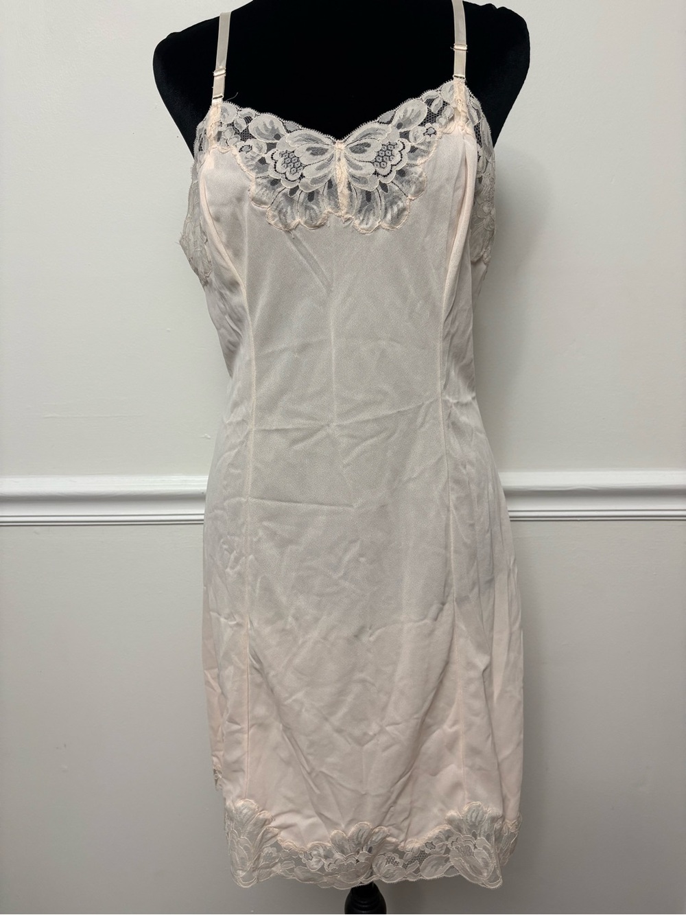Vintage wonder maid Soft Blush Lace-Trim Slip Dress with Adjustable Straps